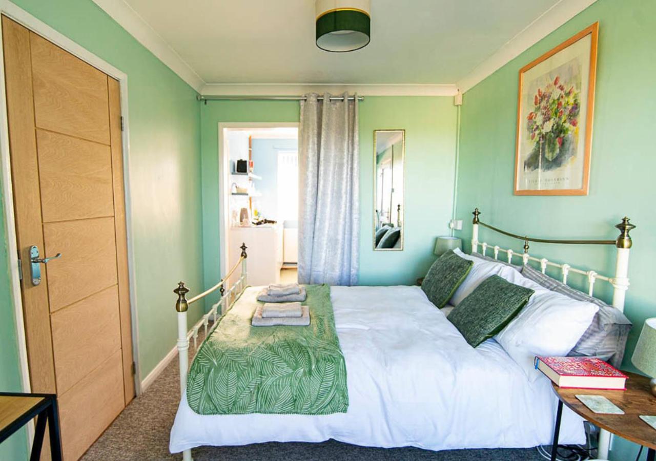 Broadstairs, Bays & Golf - Sleeps 2 Apartamento Exterior foto